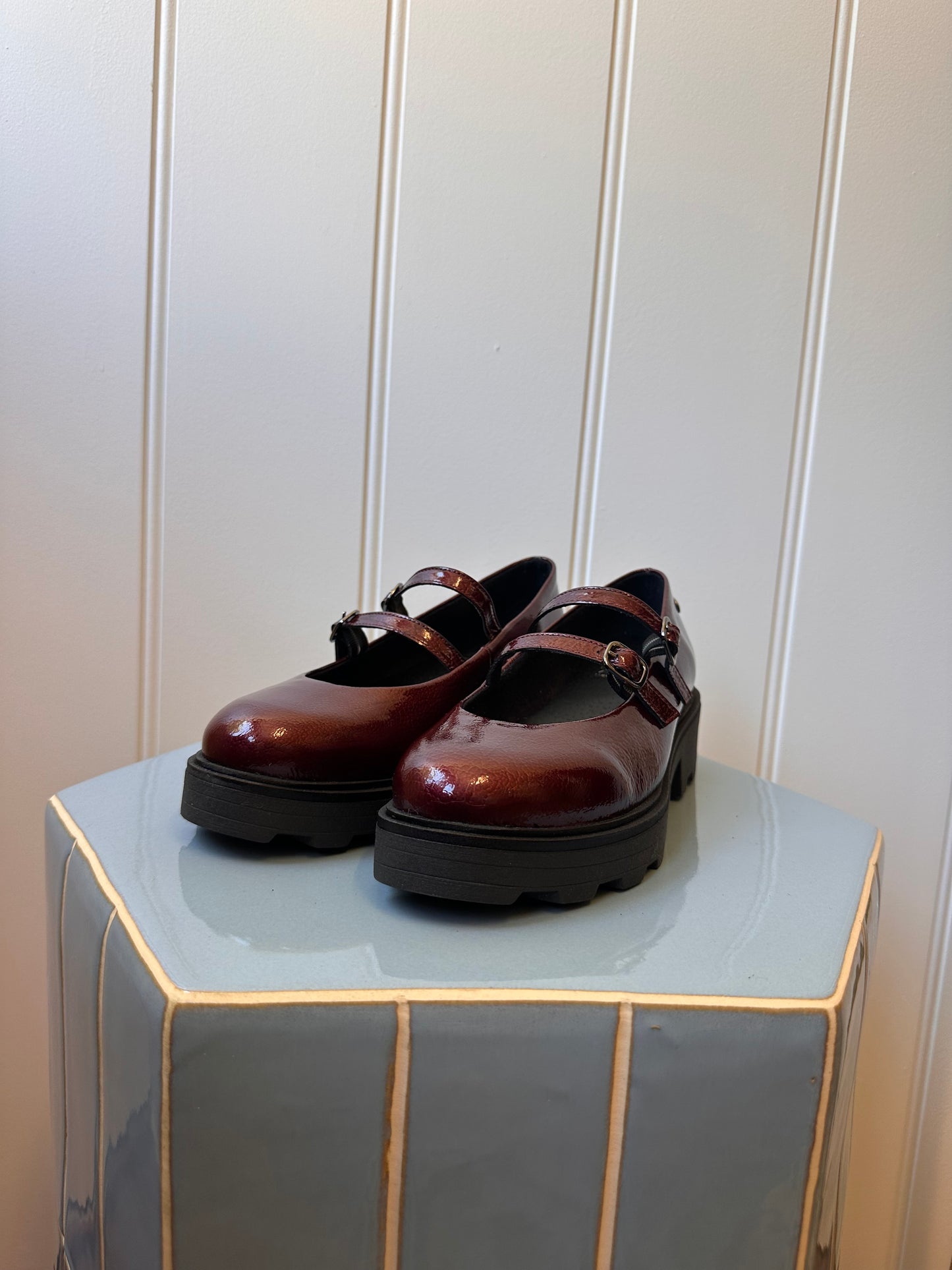 Eranth Shoe
