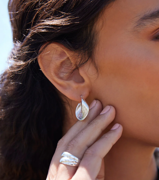 Revival Round Silver Hoop ER