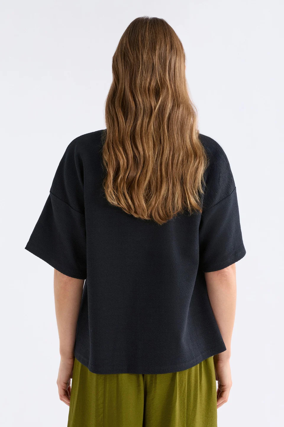 Sanna Tee