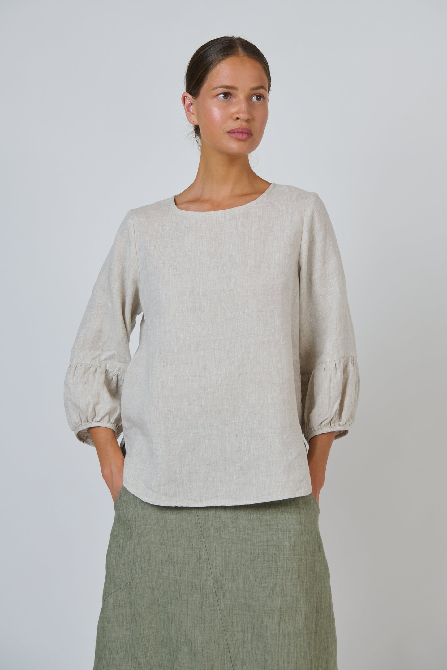 GA651 Linen Top