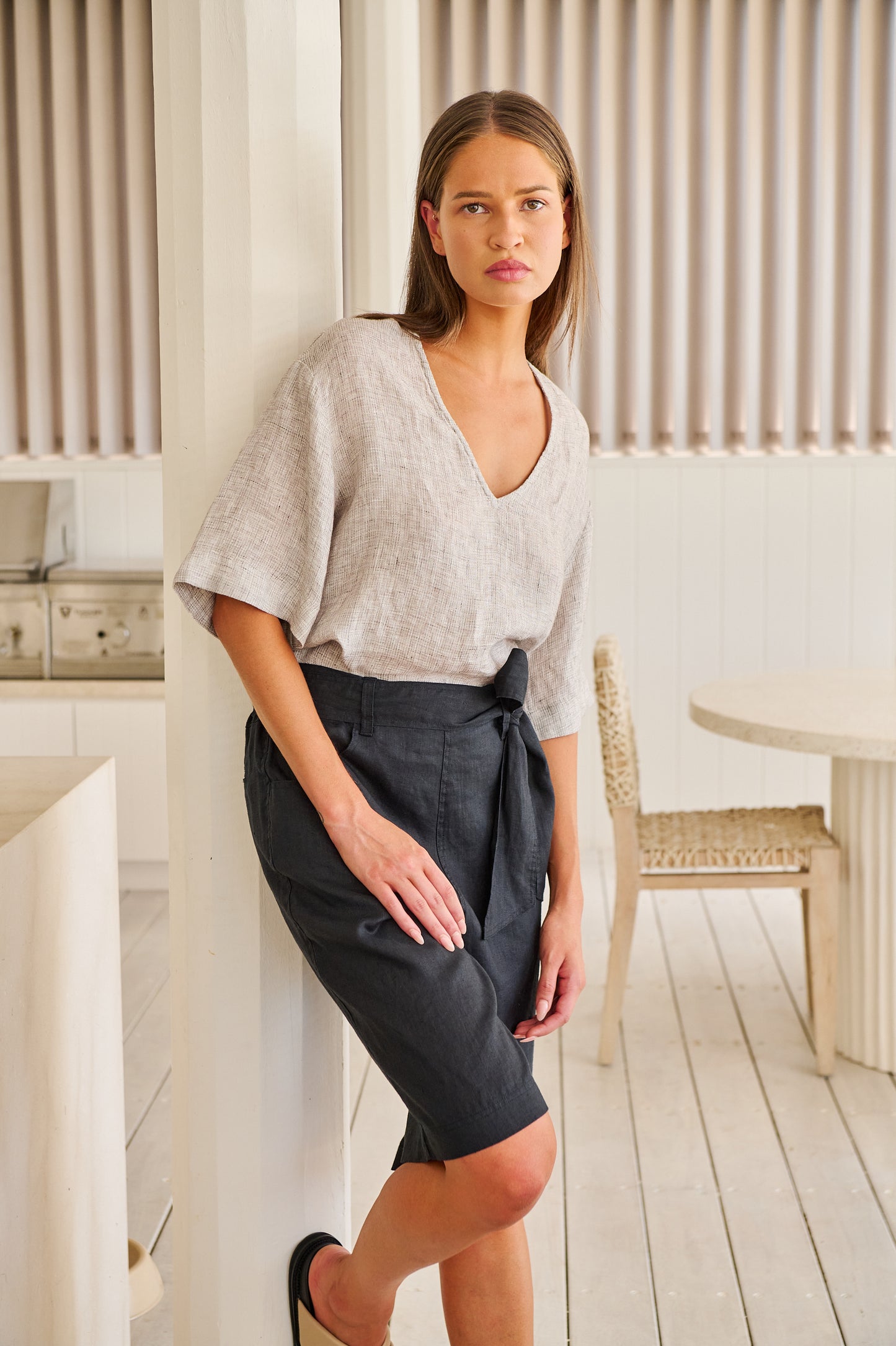 GA683 Linen V-Neck Top