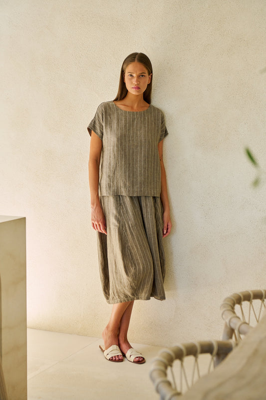 GA686 Linen Top