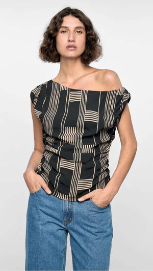 Marina Asymmetrical Top