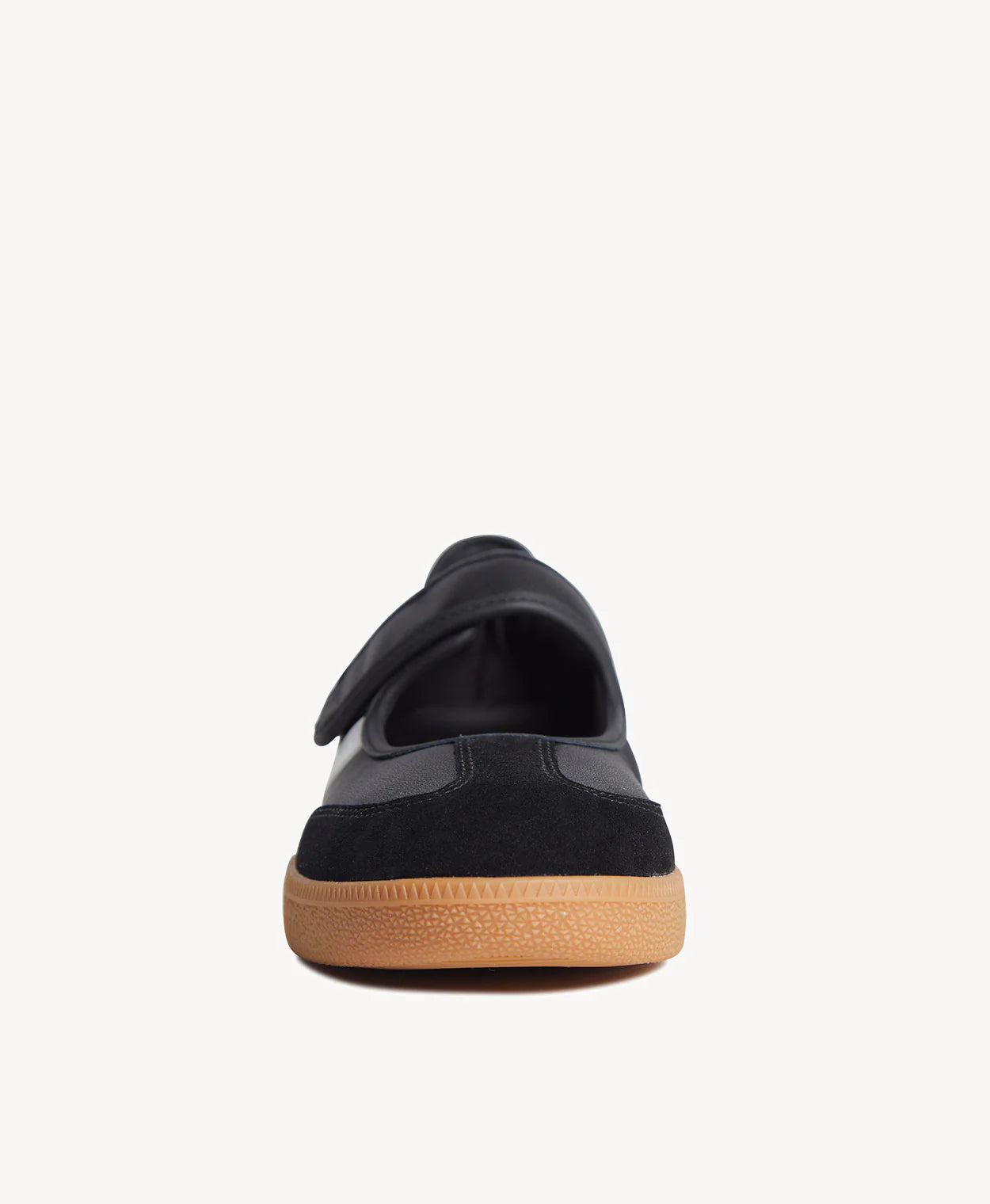 2001 Parlay Sneakerina