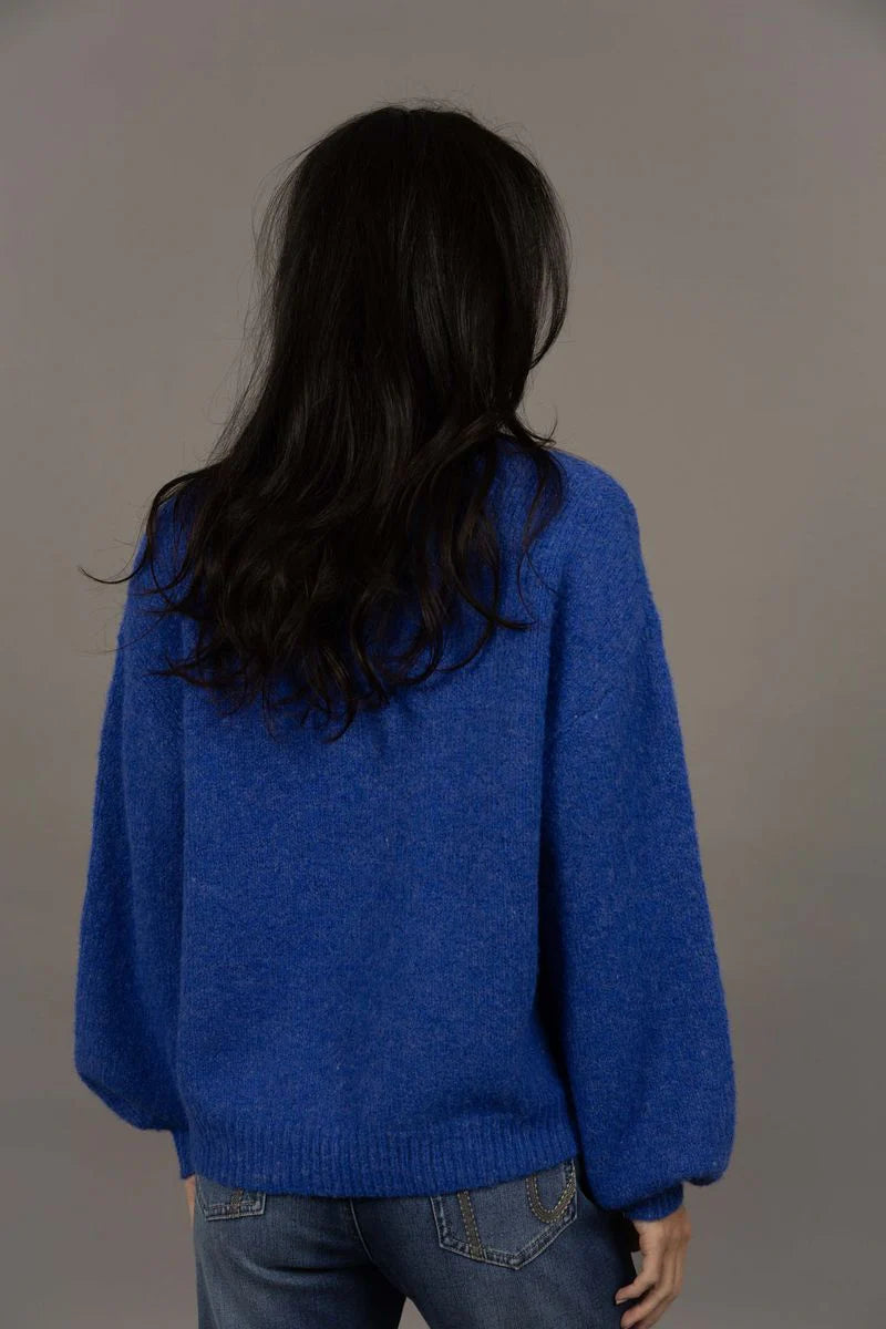 Nouveau V Neck