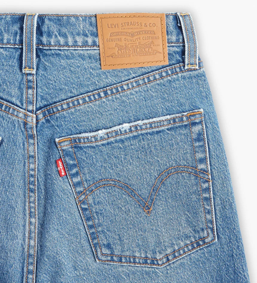 Ribcage Straight Ankle Jeans L29