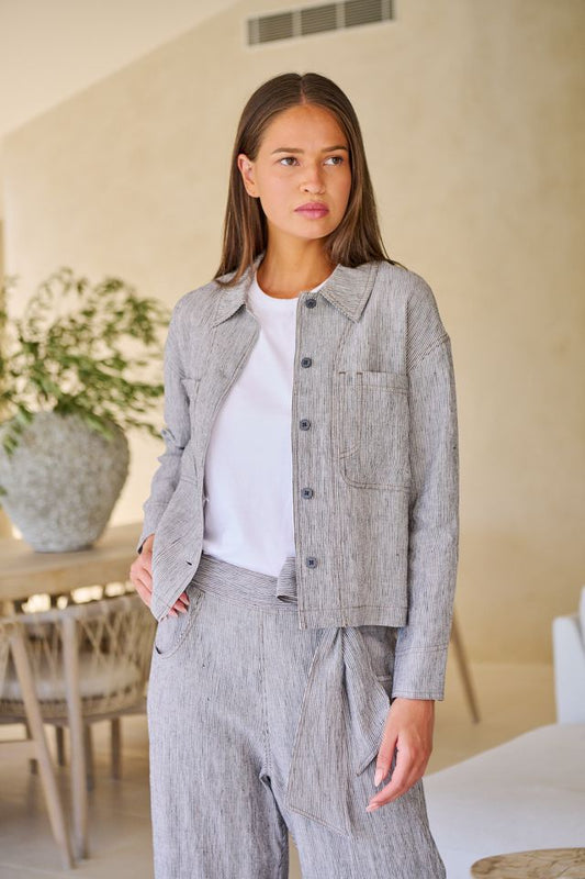 GA732 Cropped Linen Jacket